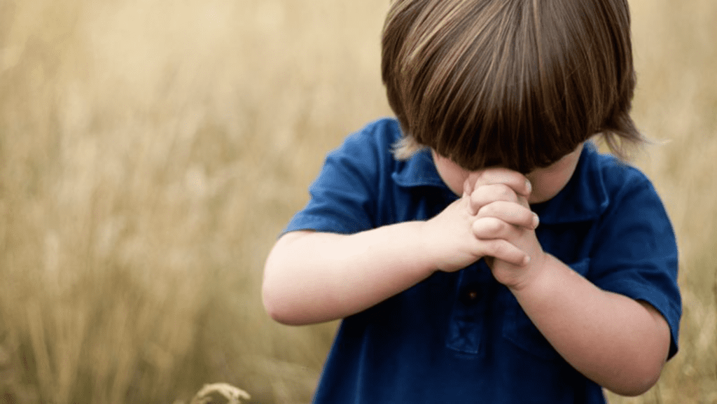 Listening to My Son Pray - Minno Kids