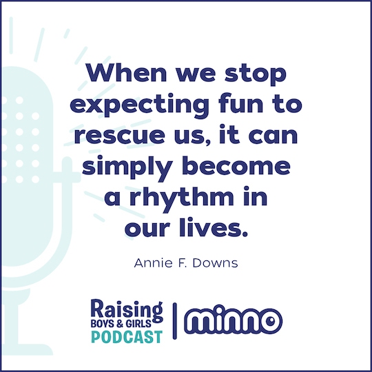 - Minno Kids Line - Font