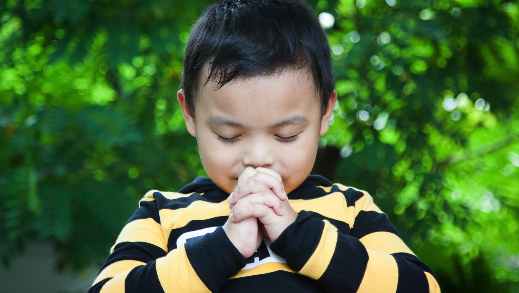 Simple Habits to Help Your Kids Pray ...